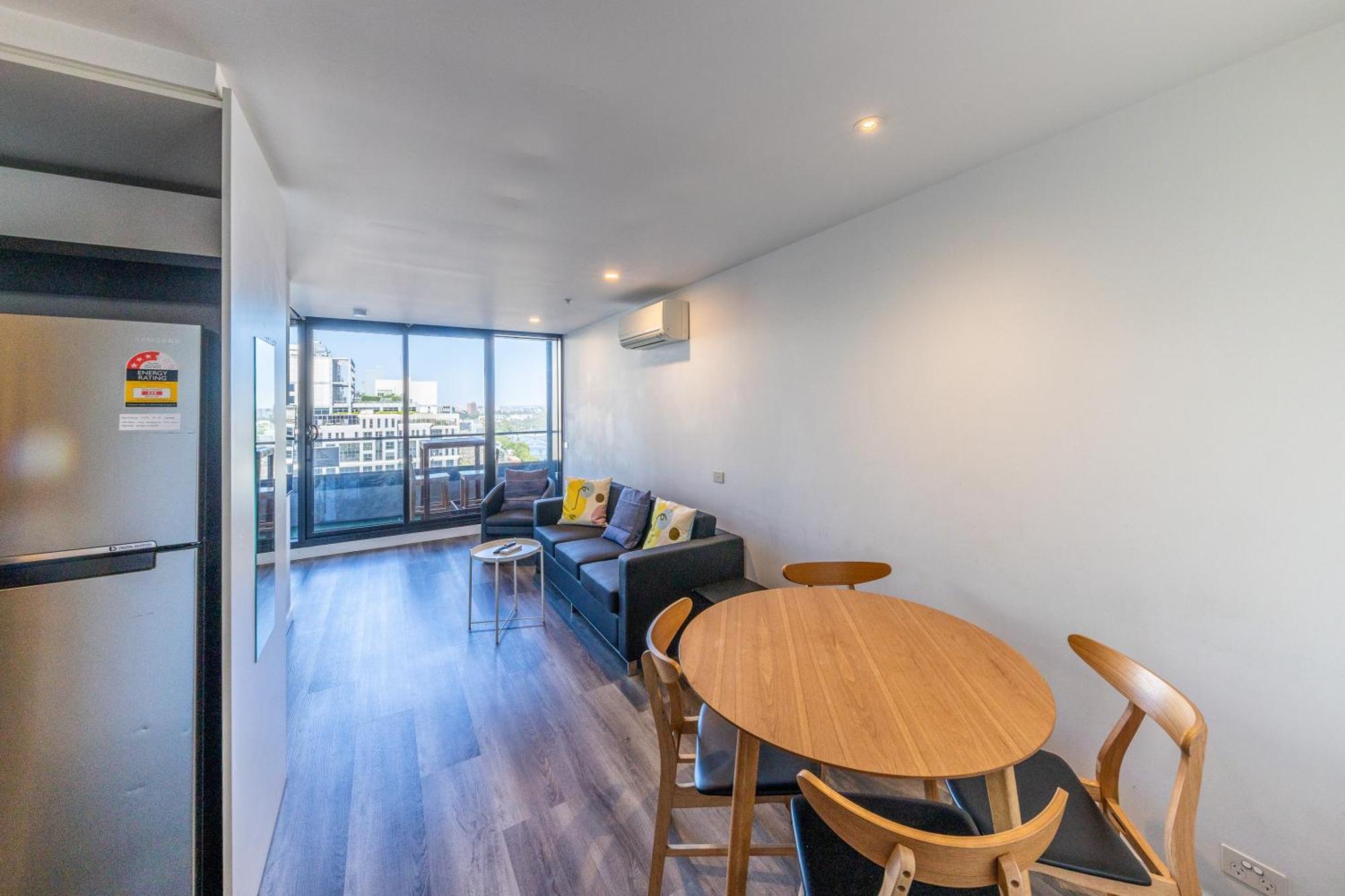 Aura2107, 2 Bedroom Apartment With Balcony, Stunning Yarra River And City Views Melbourne Zewnętrze zdjęcie